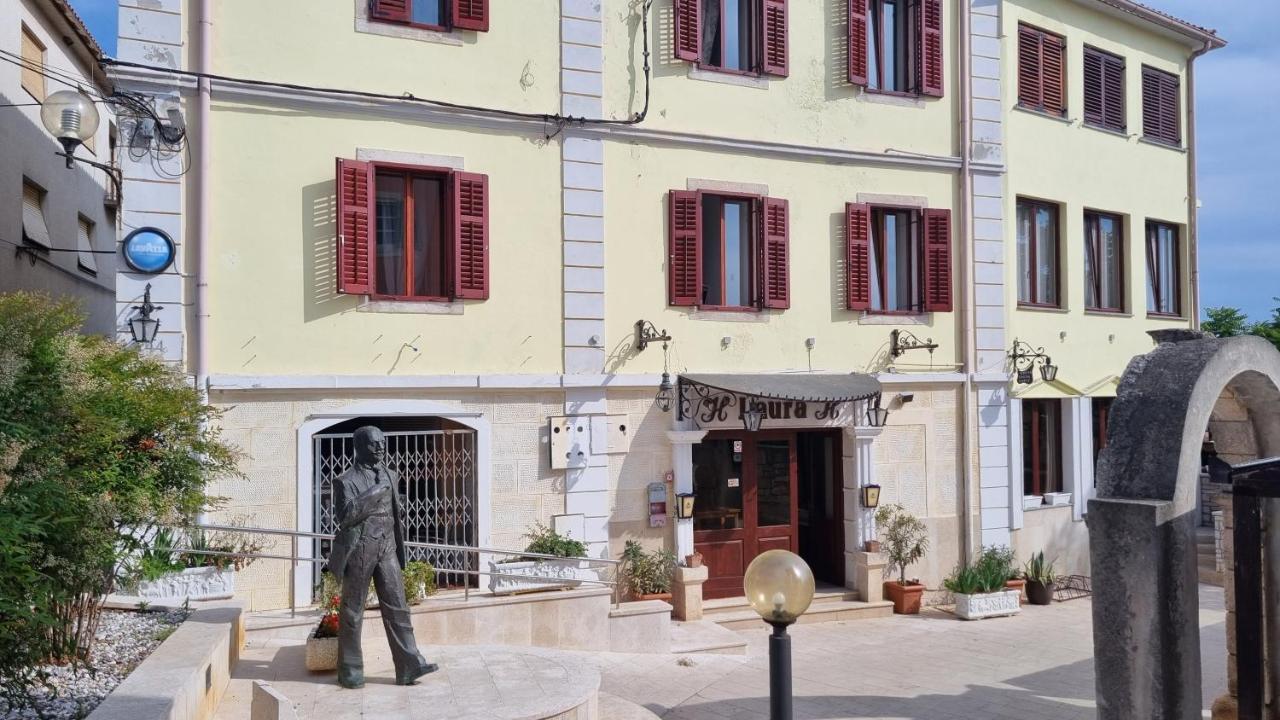 Laura Rooms Medulin Exterior photo